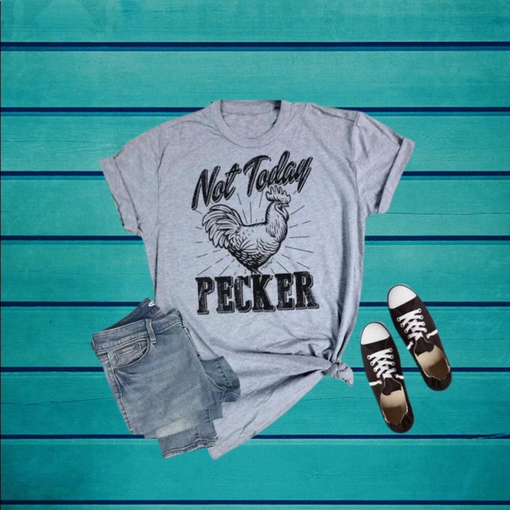 Women’s Graphic Tee